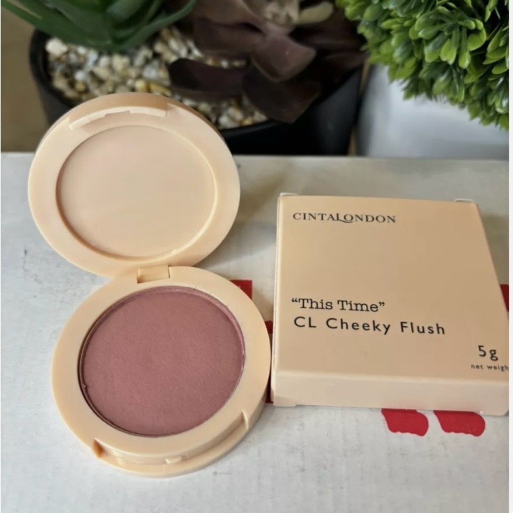 ❤️HOST PICK❤️NIB Cinta London cream blush